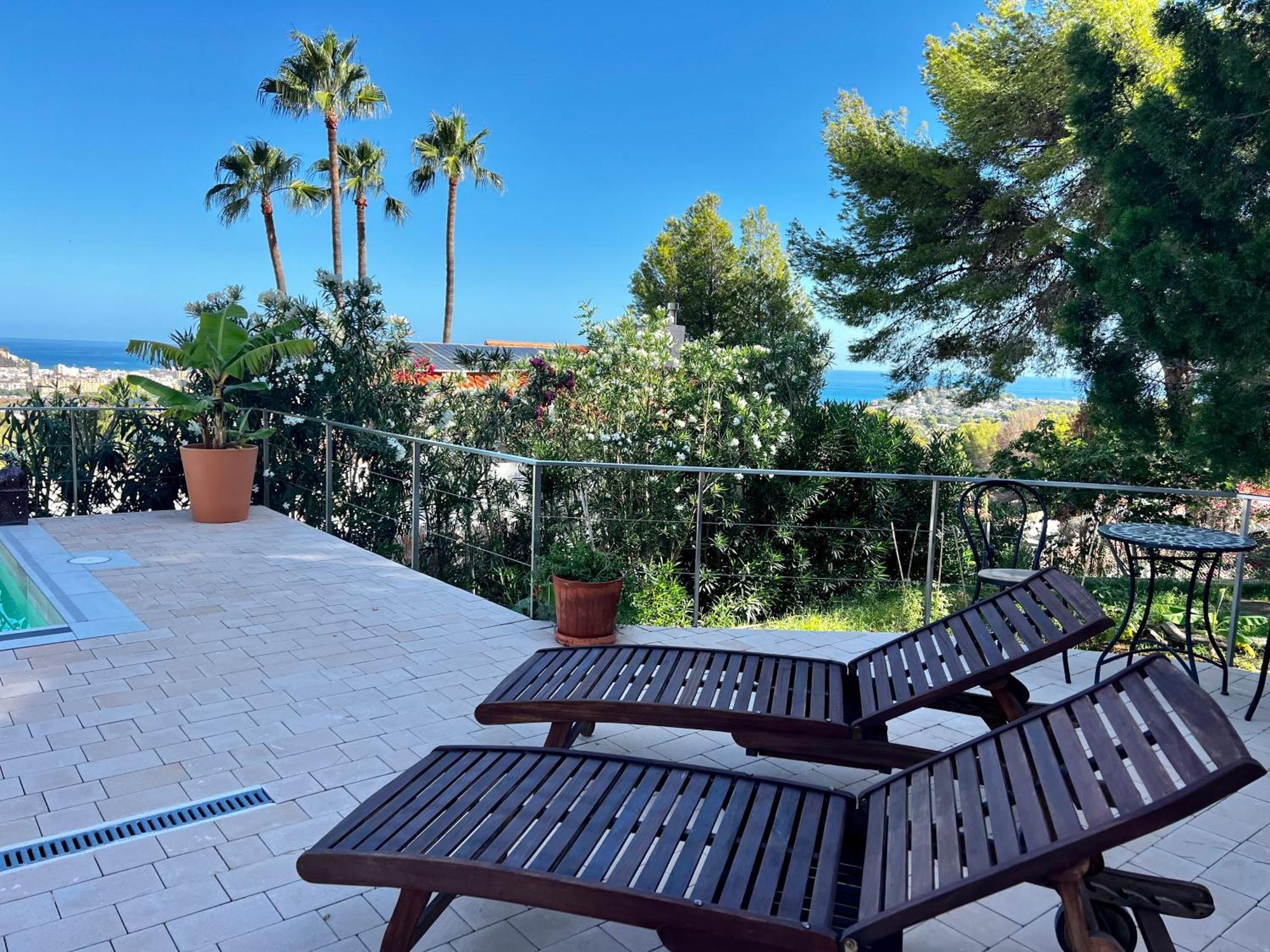 House With Swimming Pool And Amazing Sea And Mountain Views In Montgo, Ferienhaus Dénia