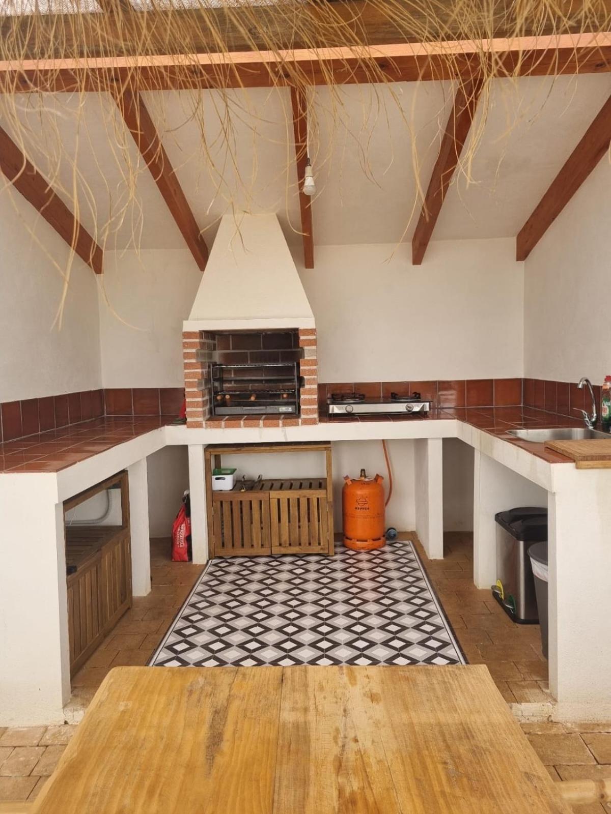 House With Swimming Pool And Amazing Sea And Mountain Views In Montgo, Ferienhaus